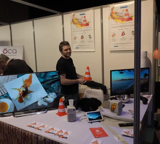 The VLC Cone — the VideoLAN booth at the Paris Open Source Summit